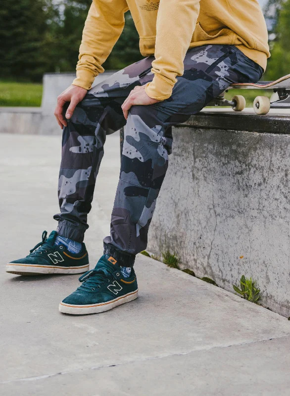 MEN'S EVERYDAY JOGGERS - CAMO