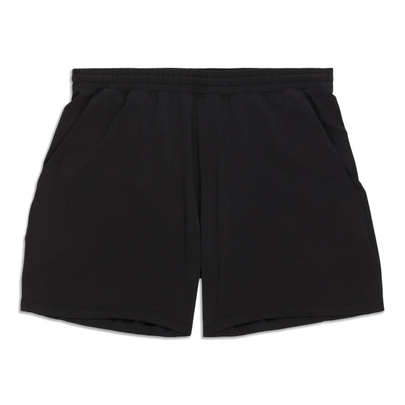 Pace Breaker Short - Resale