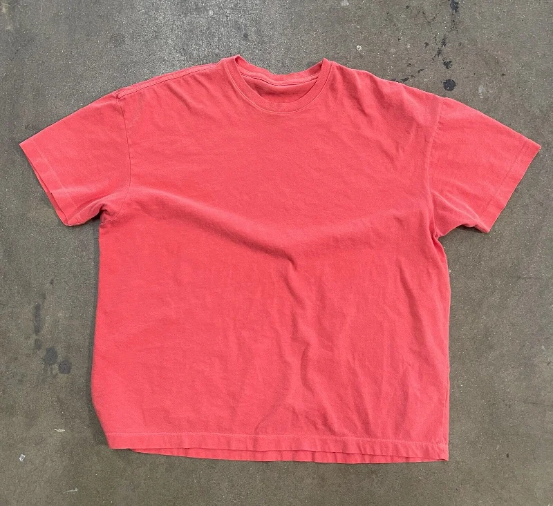 VINTAGE RED T-SHIRT